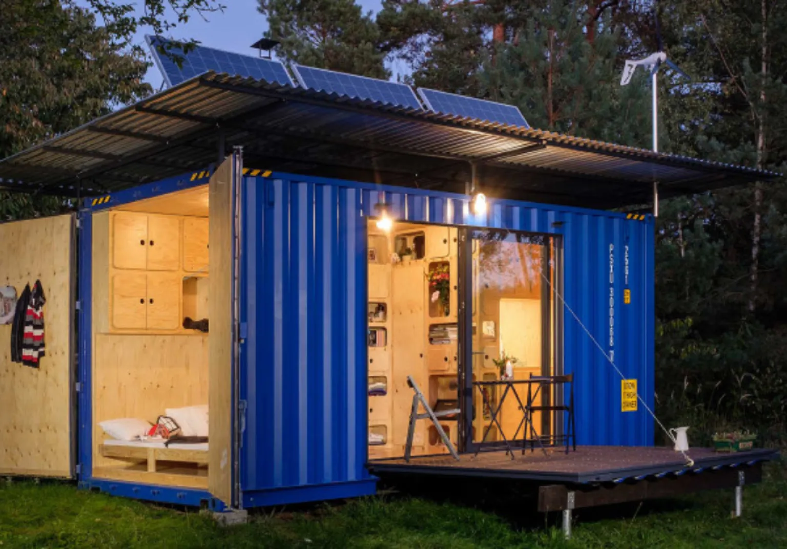 Mẫu nhà container 50 triệu tone xanh bắt mắt và mới lạ